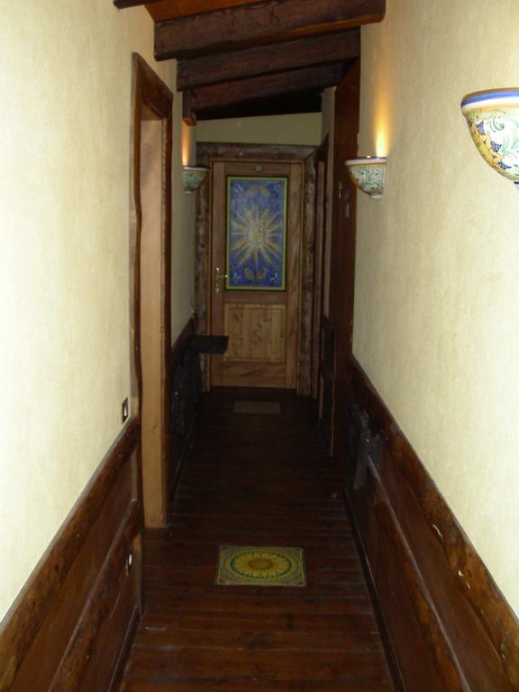 Agriturismo Mezzaluna Malchina Luaran gambar